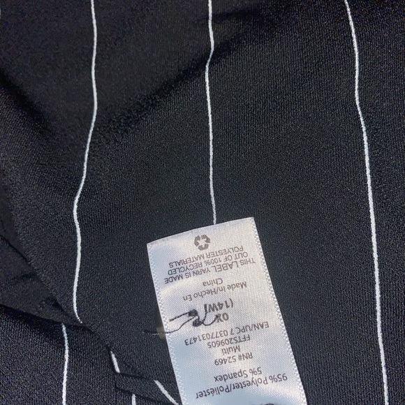 Black/White Buttoned Striped Skirt - Terra & Sky (0X) - Picture 7 of 7